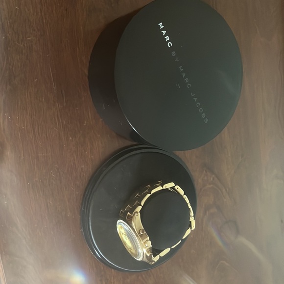 Watch - Picture 7 of 8